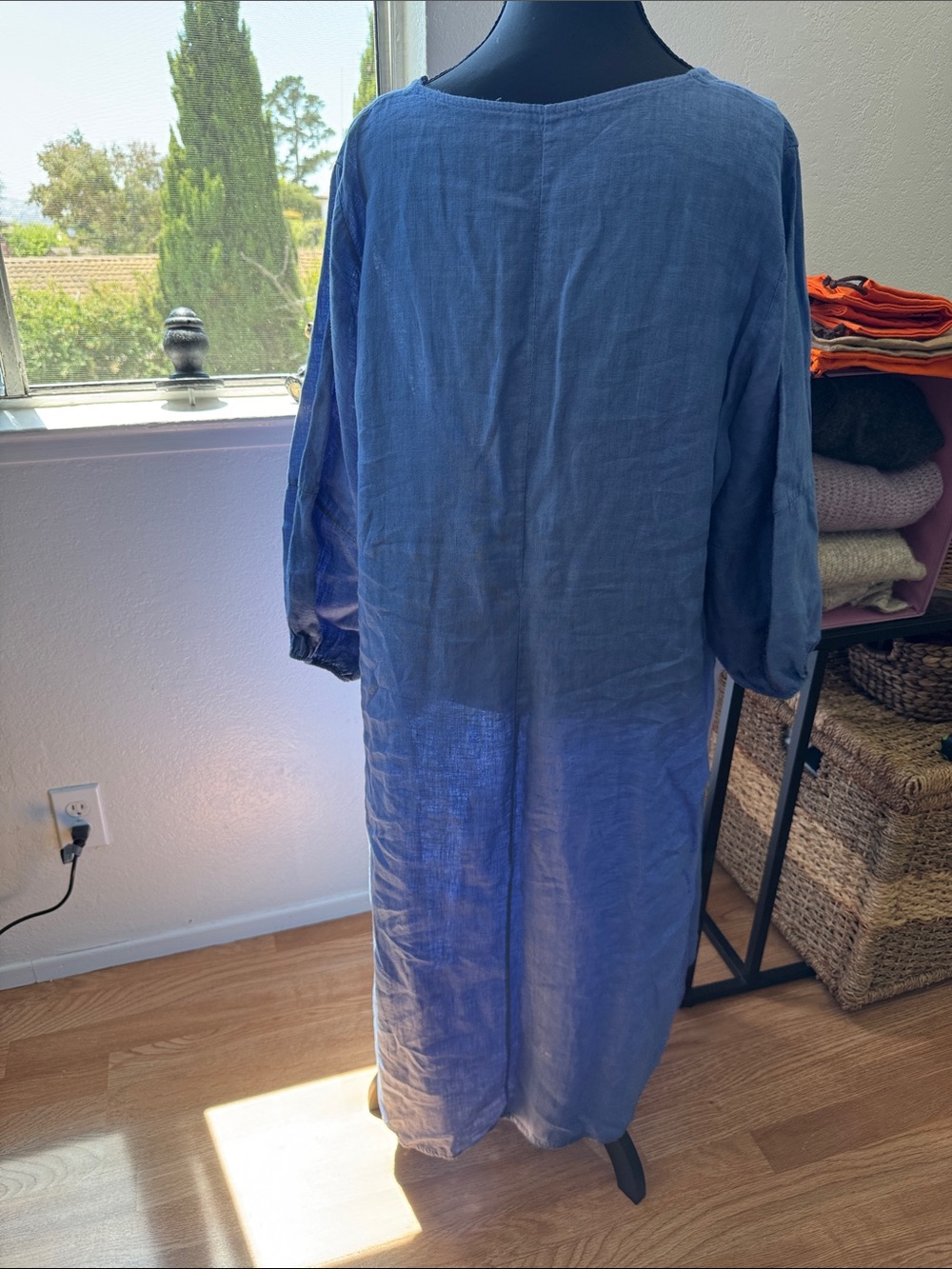 Brin d’ete’ Relaxed V-Neck Blue Linen Tunic-Dress, size XXL,100% Linen ,Italy - Picture 2 of 8